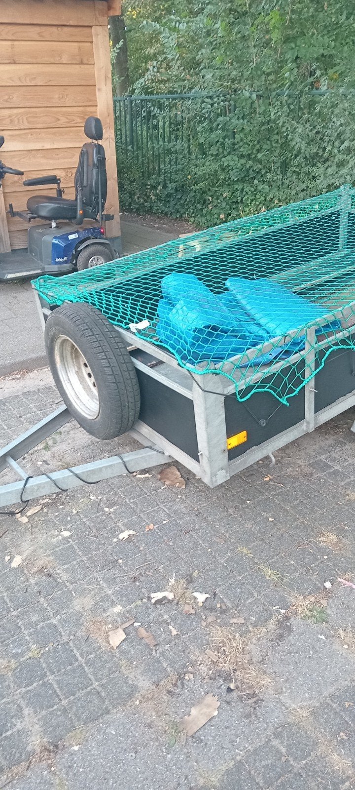 nette aanhanger, Ophalen, Zo goed als nieuw