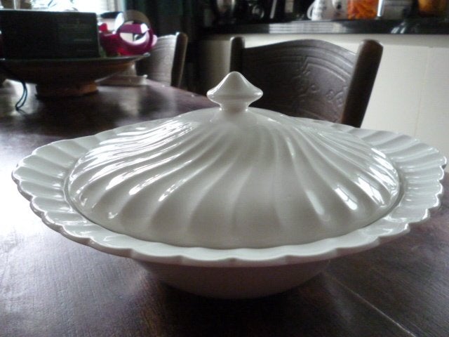 Regency Johnson Brothers Ø 25 cm, Nieuw, Ophalen of Verzenden, Glas, Bord(en)