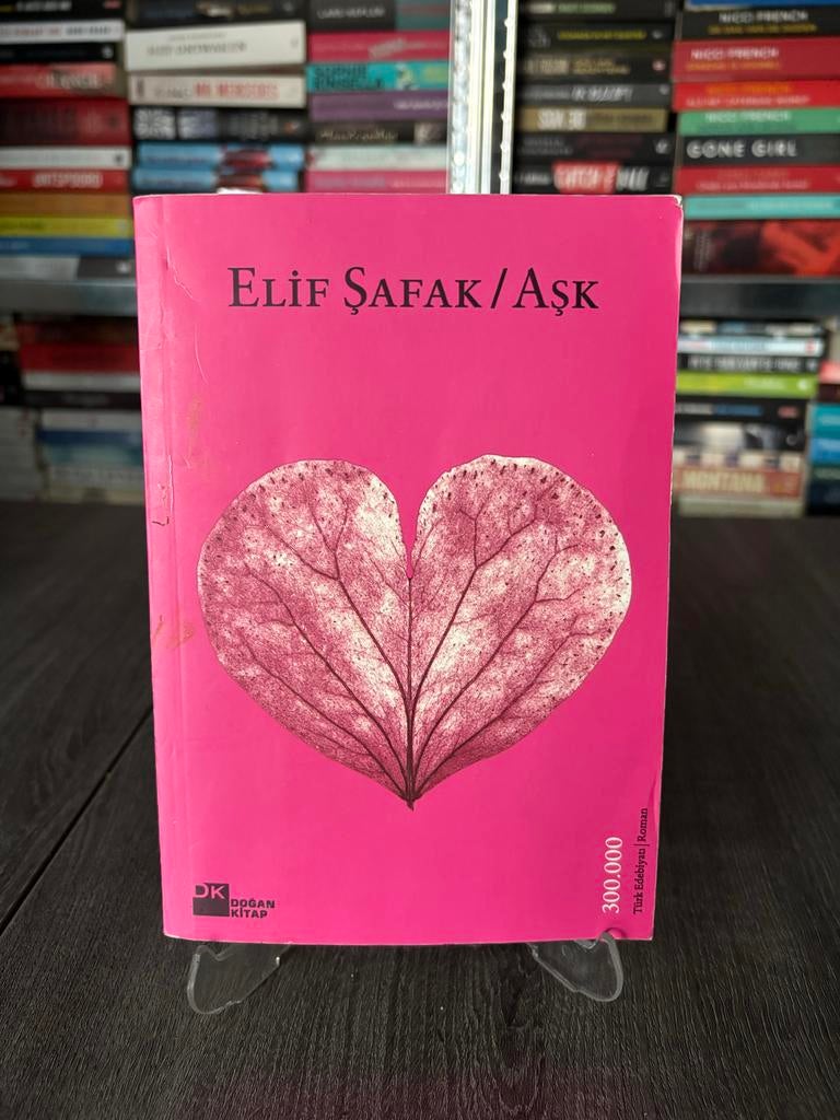 Elif Shafak - Aşk (Liefde) Turks boek, Boeken, Romans, Gelezen, Europa overig, Ophalen of Verzenden