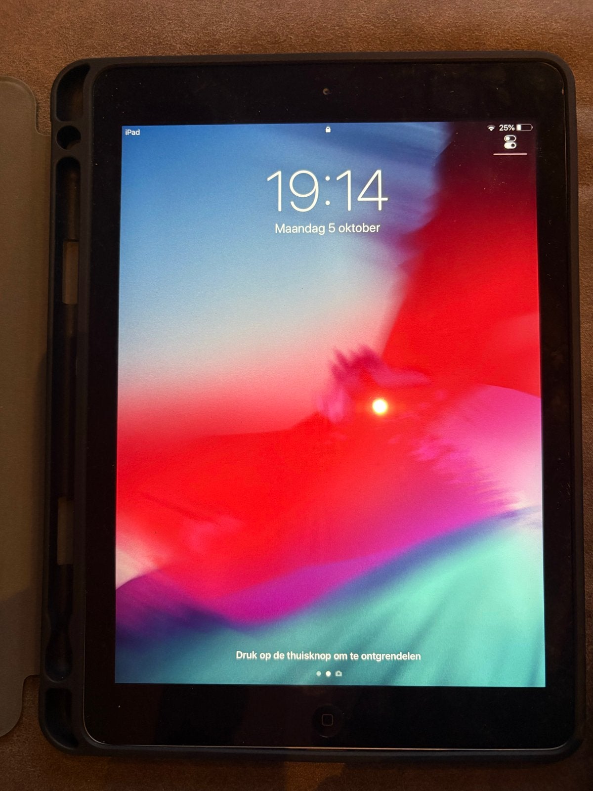 Apple iPad air  16GB - Zo goed als nieuw