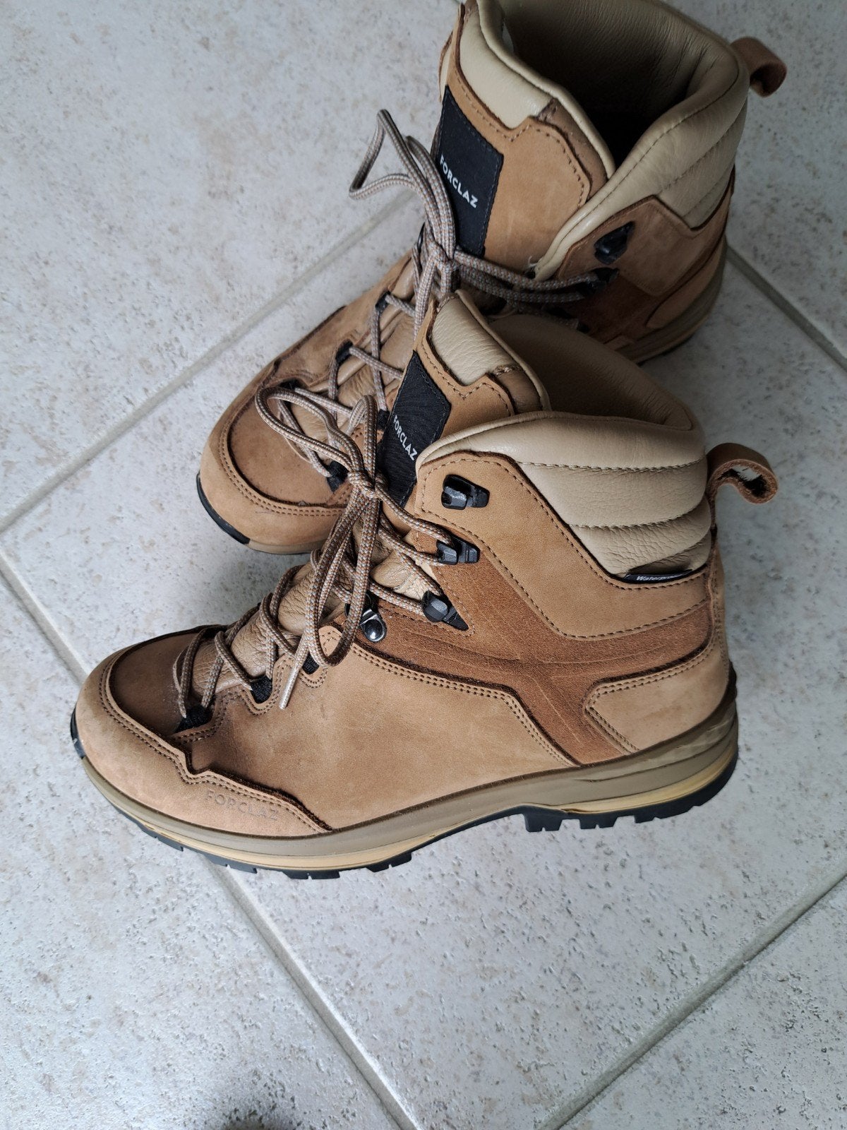 mooie bruine leren Forclaz wandel schoenen mt41, Ophalen of Verzenden, Zo goed als nieuw, Bruin, Wandelschoenen