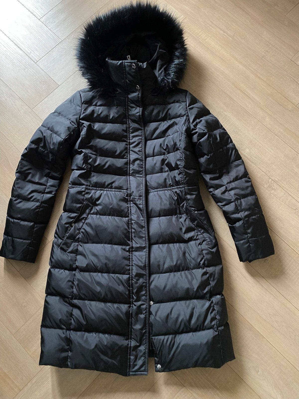 Ralph Lauren lange dames winterjas met bontkraag maat S, Kleding | Dames, Ophalen of Verzenden, Zo goed als nieuw, Zwart
