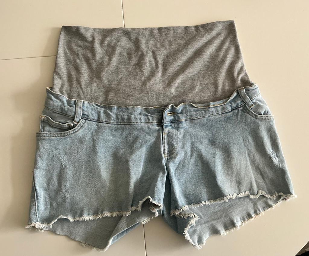 Zwangerschaps korte broek, Love2wait, Maat 38/40 (M), Blauw, Ophalen of Verzenden, Zo goed als nieuw