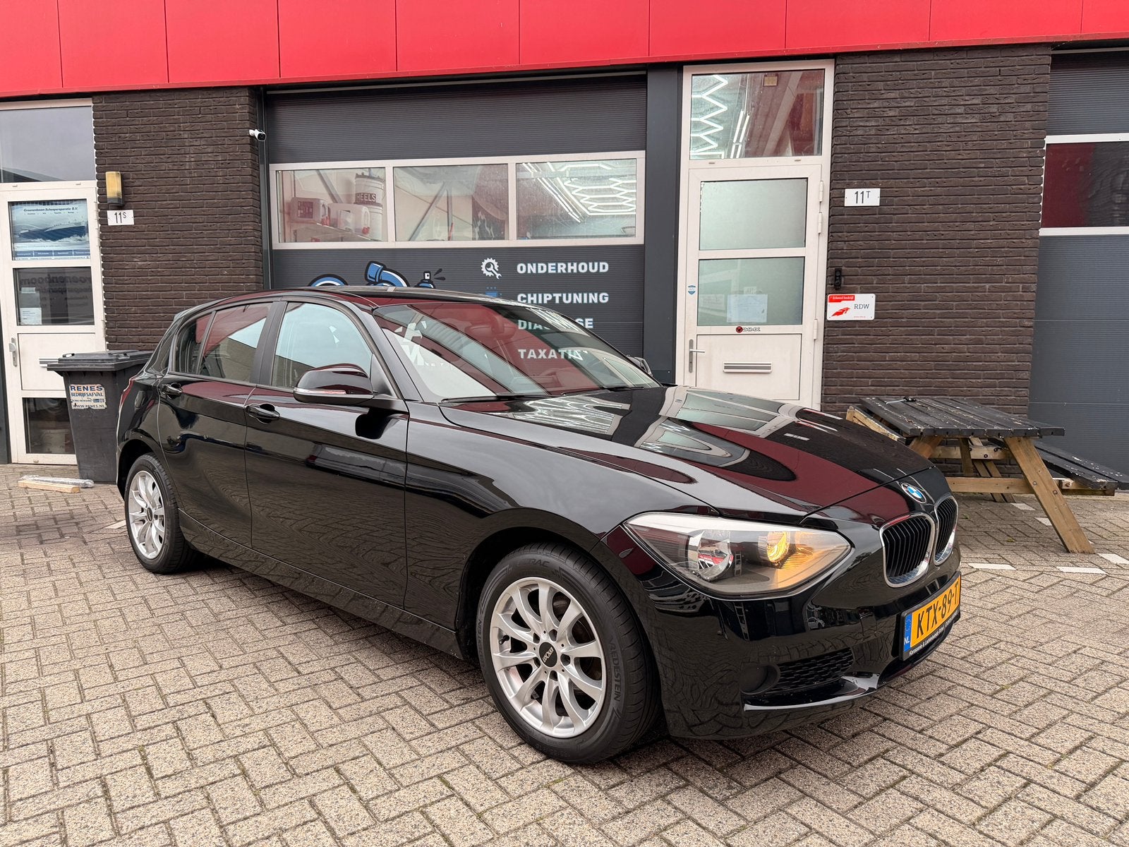 BMW 1 Serie 116i 2013 | Ketting + Klepseals Nieuw | APK’27, 1-Serie, 4 cilinders, Zwart, 1598 cc
