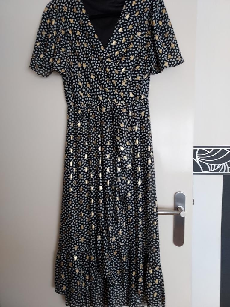 Flamant Rose zomer Zwarte Jurk met Gouden Stippen, Kleding | Dames, Jurken, Maat 38/40 (M), Overige kleuren, Ophalen of Verzenden
