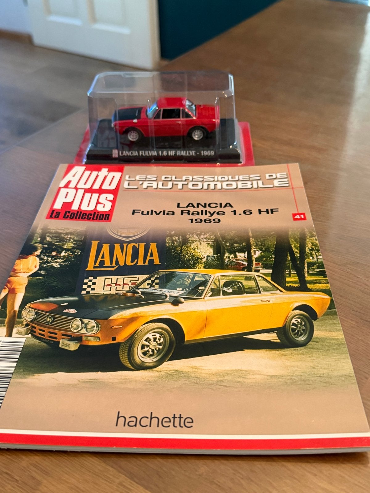 Lancia Fulvia Rallye 1.6 HF 1969 modelauto met magazine, Ophalen of Verzenden, Nieuw, Auto, Overige merken