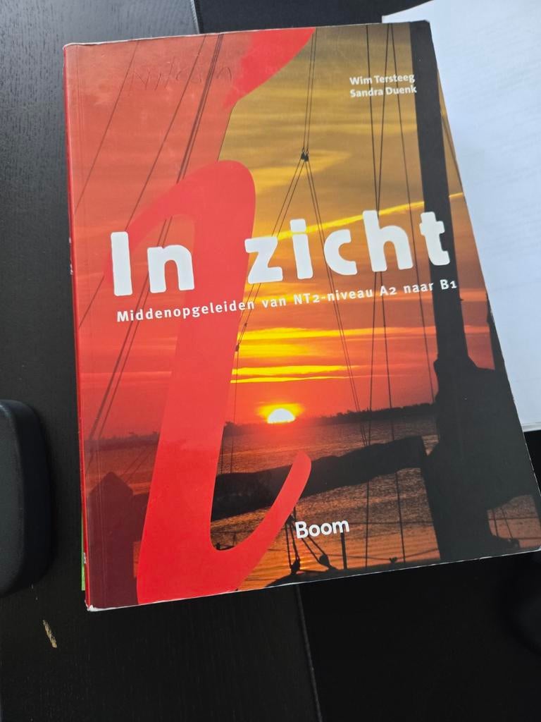 In Zicht: NT2-niveau A2 naar B1 voor Middenopgeleiden, Gelezen, Ophalen of Verzenden, MBO, Alpha