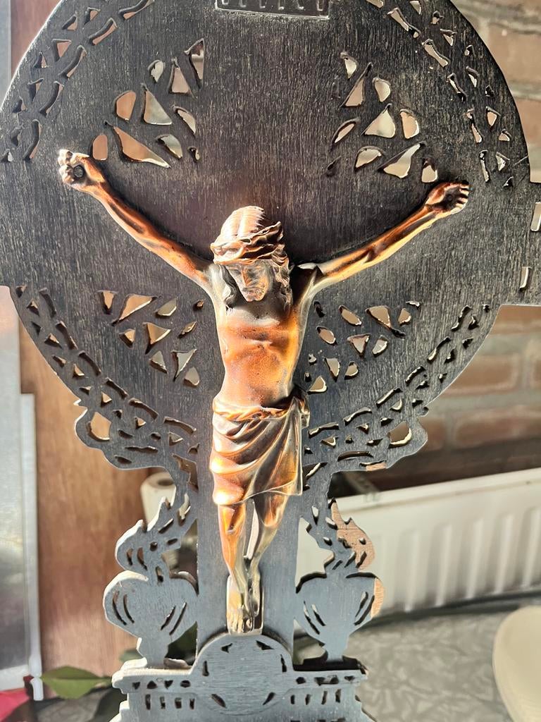 Jezus aan kruis hout houtsnijwerk, Antiek en Kunst, Ophalen