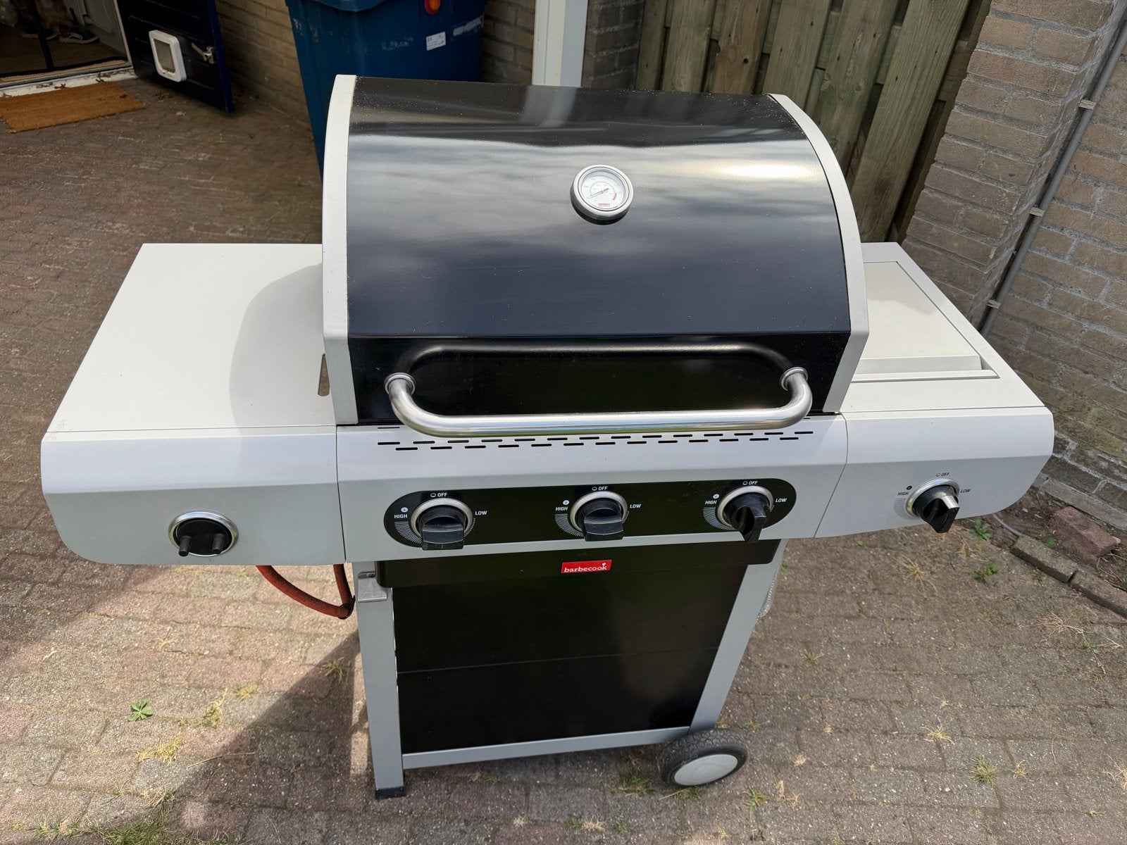 Barbecook gasbarbecue met zijbrander, pizzaoven en vleestang, Tuin en Terras, Ophalen, Gebruikt