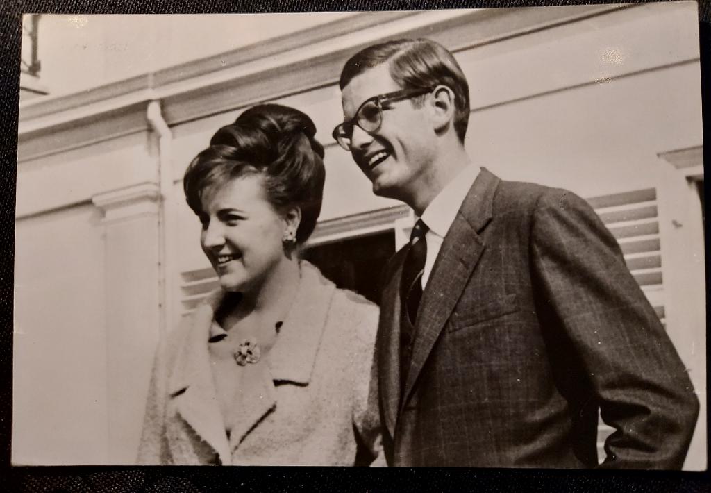 nr.7 :Prinses margriet en Pieter v vollenhoven (nieuw), Ophalen of Verzenden, Nieuw, Kaart, Foto of Prent