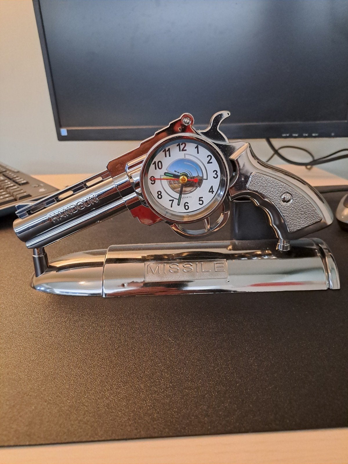 Handgun klok, Huis en Inrichting, Woonaccessoires | Klokken, Ophalen, Nieuw, Analoog, Staande klok