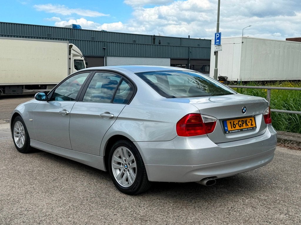 BMW 3-serie 320i Executive 2008 129.000 KM NAP! Airco! PDC!, 1345 kg, Achterwielaandrijving, 4 cilinders, Parkeersensor