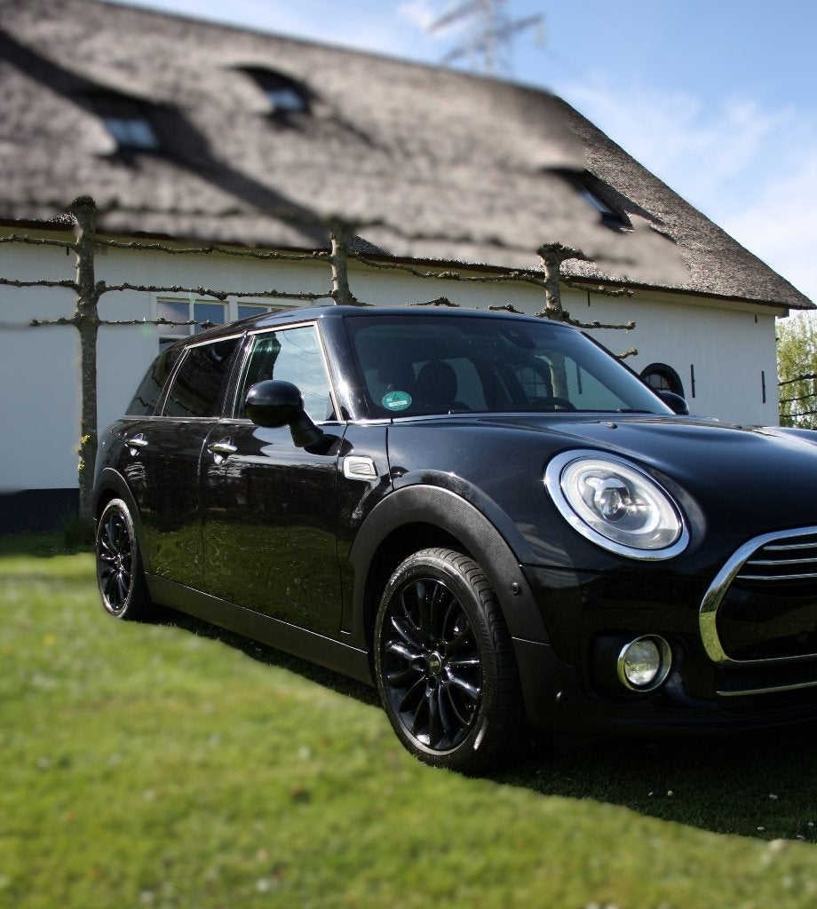 Mini Clubman 1.5 Cooper Chili Serious BNS/LEDER/NAVI/100KW, Auto's, Voorwielaandrijving, 136 pk, Zwart, Leder