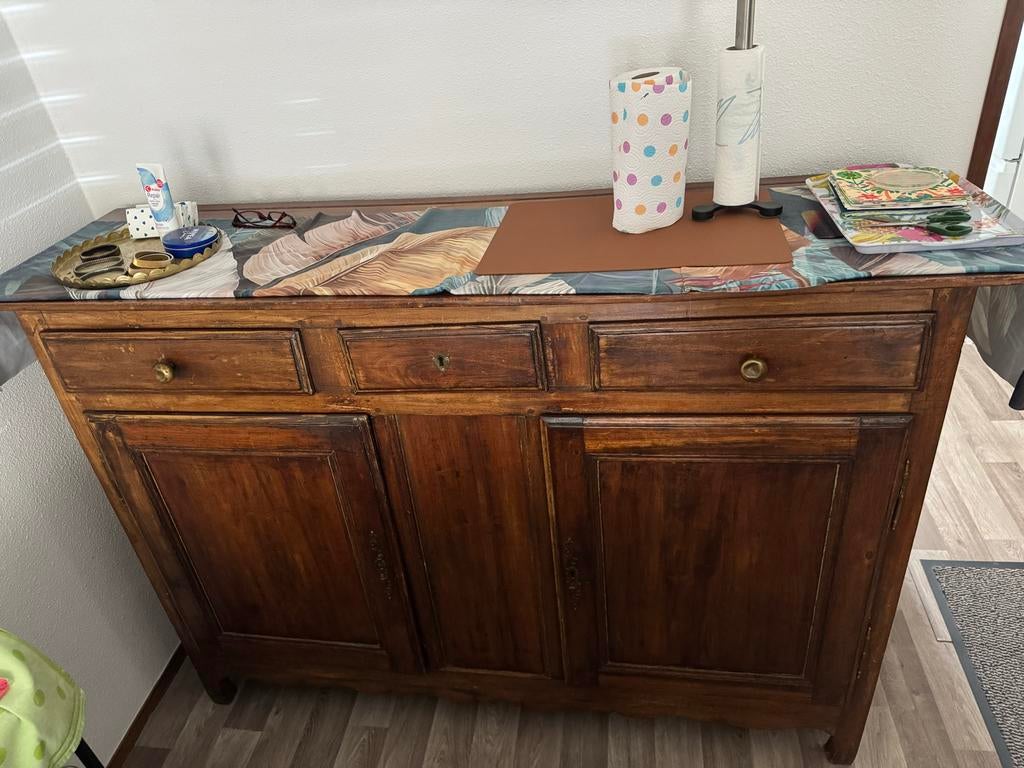 Echt houten dressoir - 110x165x48 cm, Huis en Inrichting, Kasten | Dressoirs, 150 tot 200 cm, Ophalen of Verzenden, Zo goed als nieuw