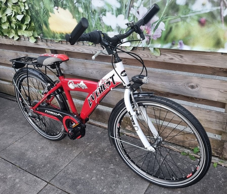 nieuwe jongensfiets wings everest T6 24 inch, Fietsen en Brommers, Ophalen of Verzenden, Nieuw, 26 inch of meer, Handrem
