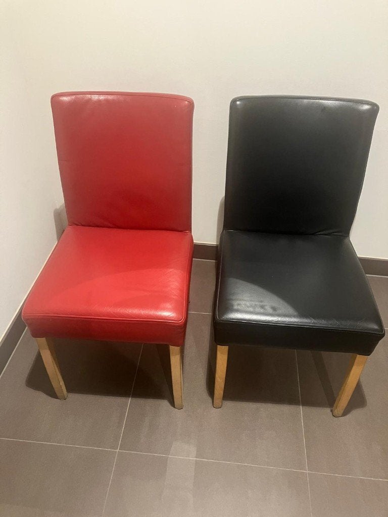 4 N-Joy eetkamer stoelen, Huis en Inrichting, Gebruikt, Moderne leren eetkamer stoelen van Goosens, Hout, Ophalen of Verzenden