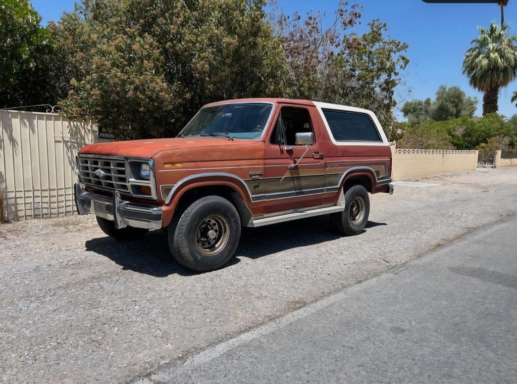 Ford Bronco XLT (bj 1986, automaat), Automaat, Origineel Nederlands, Bedrijf, Rood