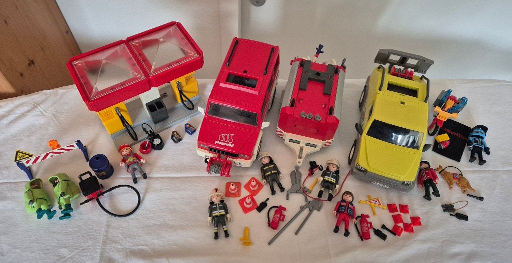 Verzameling brandweer, wegenwacht, tankstation Playmobil, Ophalen of Verzenden, Gebruikt, Losse onderdelen