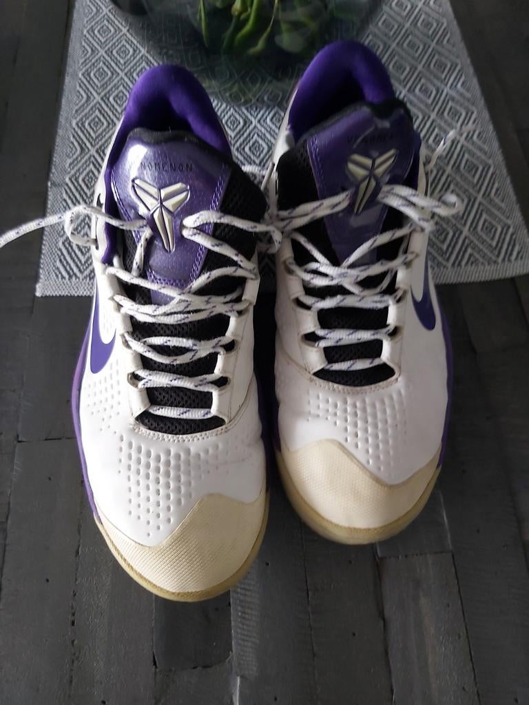 Nike Kobe Phenomenon Sneakers - Wit/Paars, Wit, Nike, Ophalen of Verzenden, Sneakers of Gympen