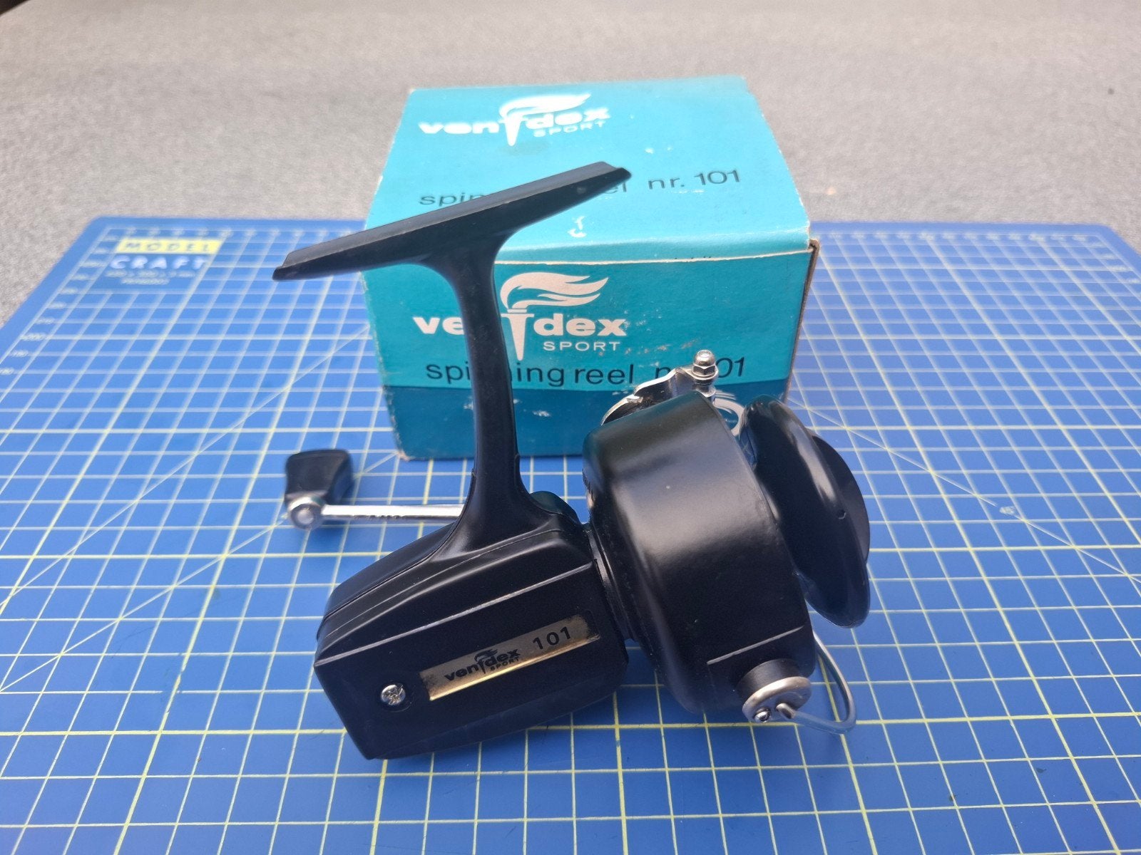 Te koop aangeboden vendex spinning reel nr. 101 molen, Watersport en Boten, Ophalen of Verzenden, Zo goed als nieuw, Molen