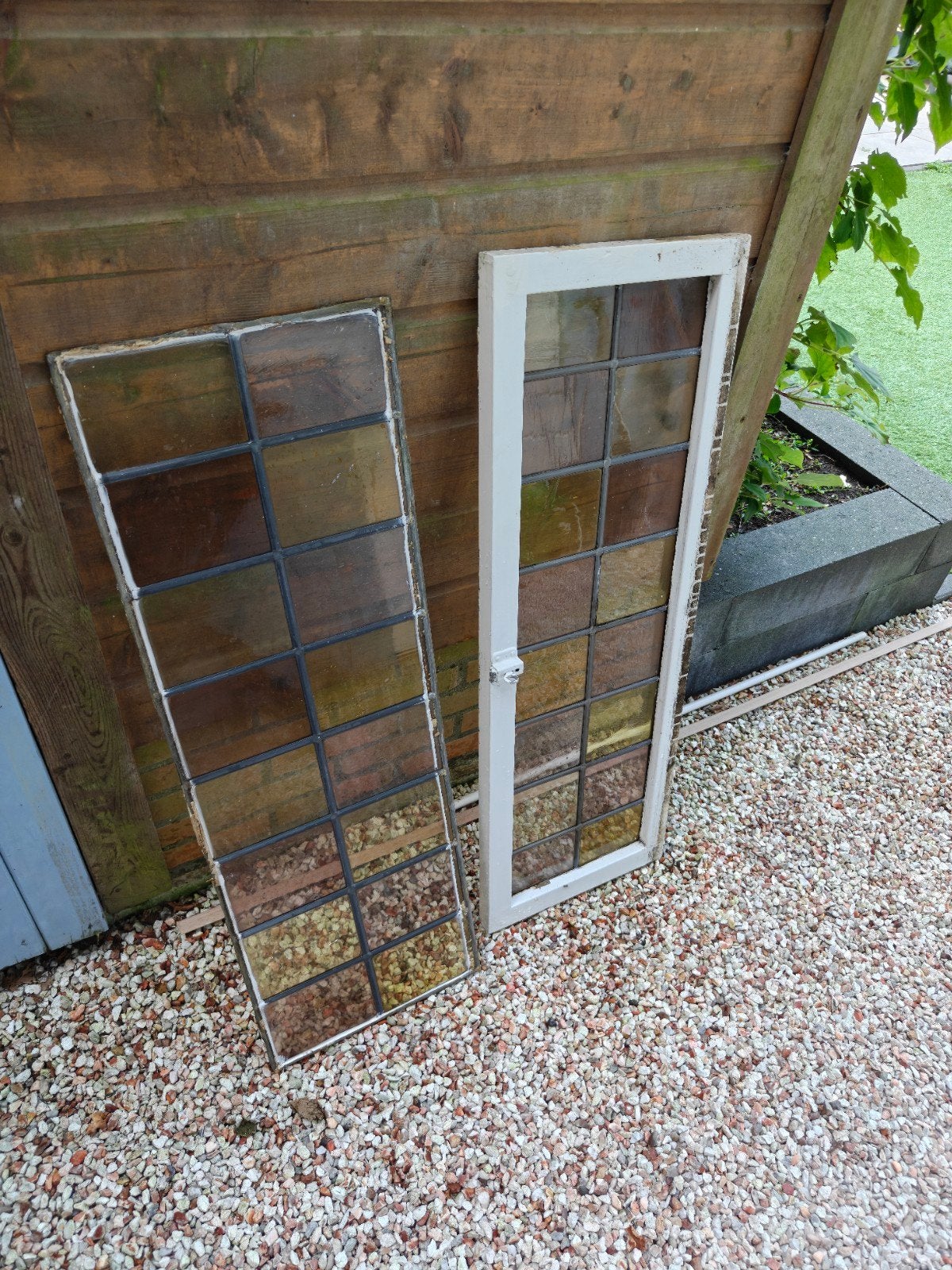 Antieke glas in lood ramen (2 stuks), Ophalen, Gevelraam of Ruit, Gebruikt, Minder dan 80 cm