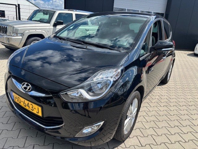 Hyundai iX20 1.4 Cvvt 2016 Zwart trekhaak airco camera, Voorwielaandrijving, Euro 5, Stof, Zwart