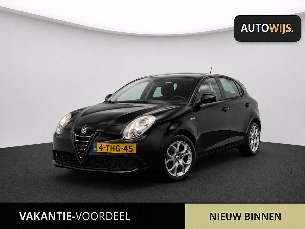 Alfa Romeo MiTo 1.4 Distinctive |LM-VELG|SCHERMPJE|XENON|GOE, Voorwielaandrijving, Euro 5, Gebruikt, Zwart