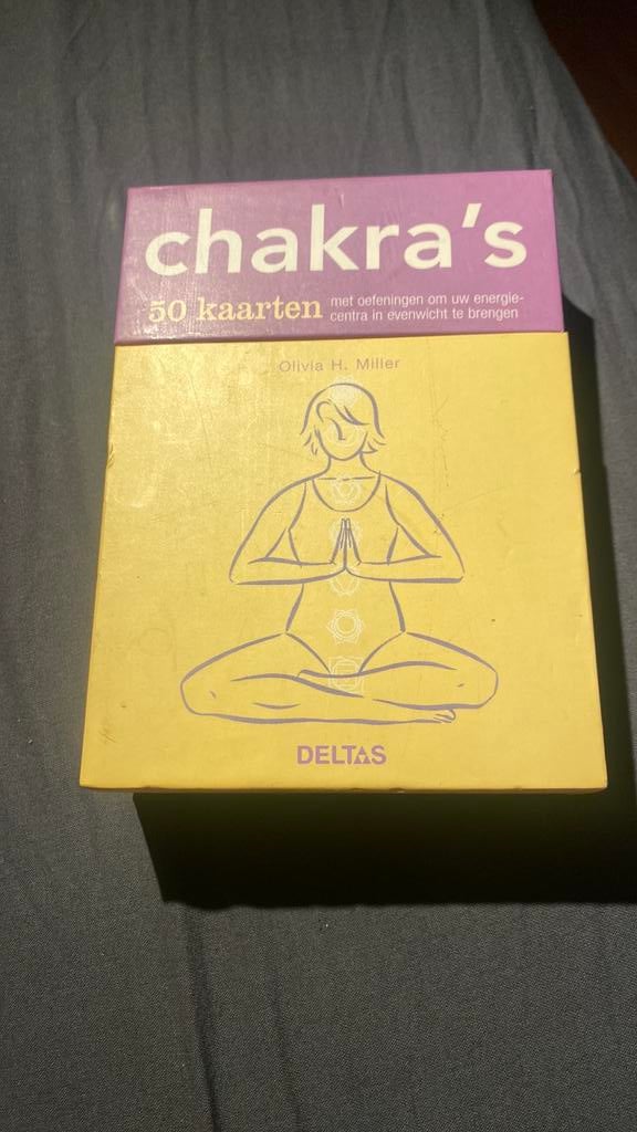 O.H. Miller - Chakras, Tarot of Kaarten leggen, Ophalen of Verzenden, Zo goed als nieuw, Instructieboek