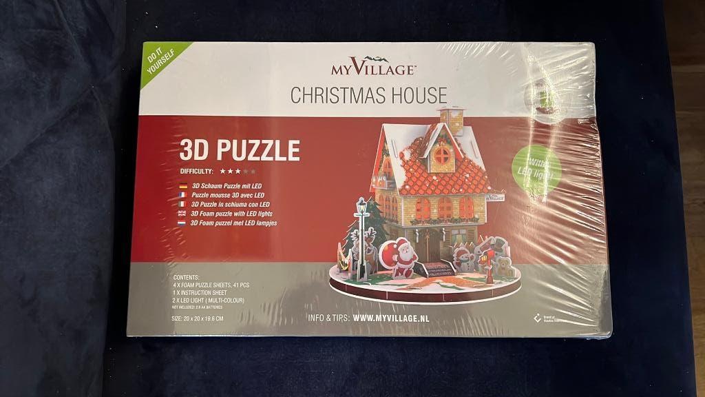 My Village- Christmas House 3D foam puzzel met LED lampjes, Diversen, Kerst, Ophalen of Verzenden, Nieuw