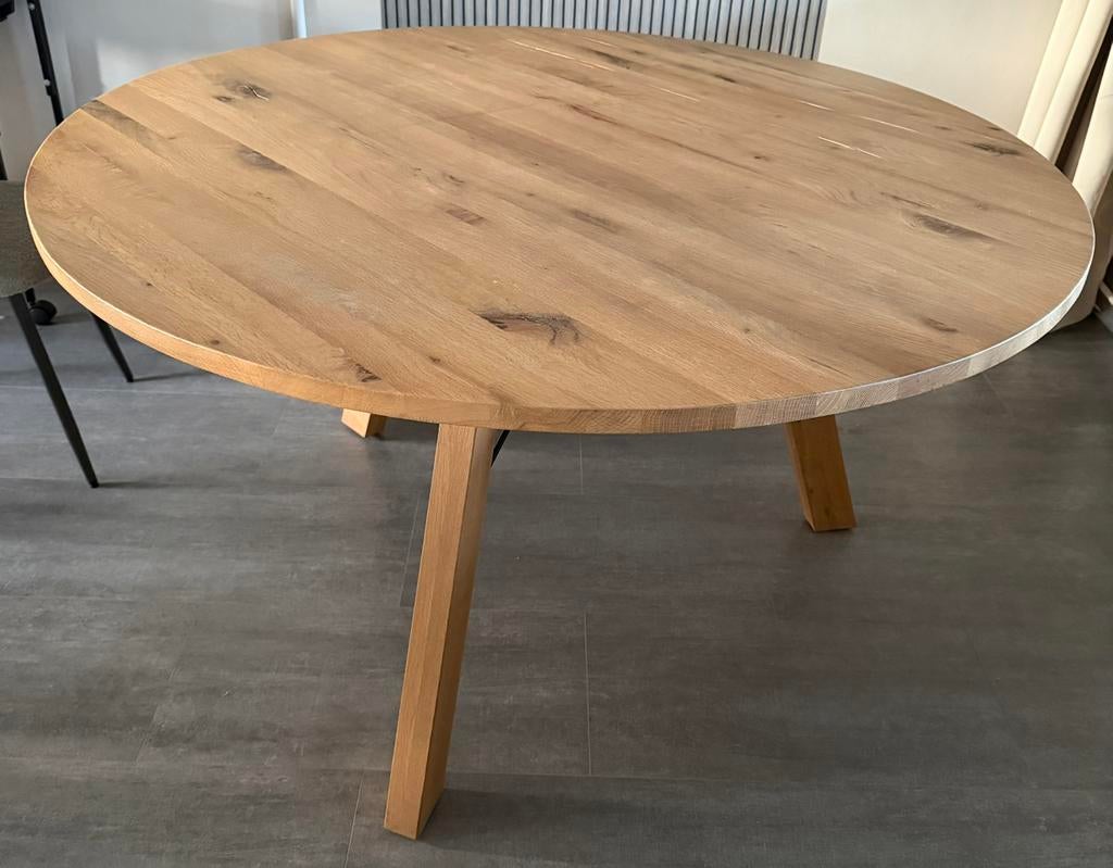 Ronde eiken tafel 140 cm in zeer nette staat, Ophalen, Zo goed als nieuw, Rond, 100 tot 150 cm