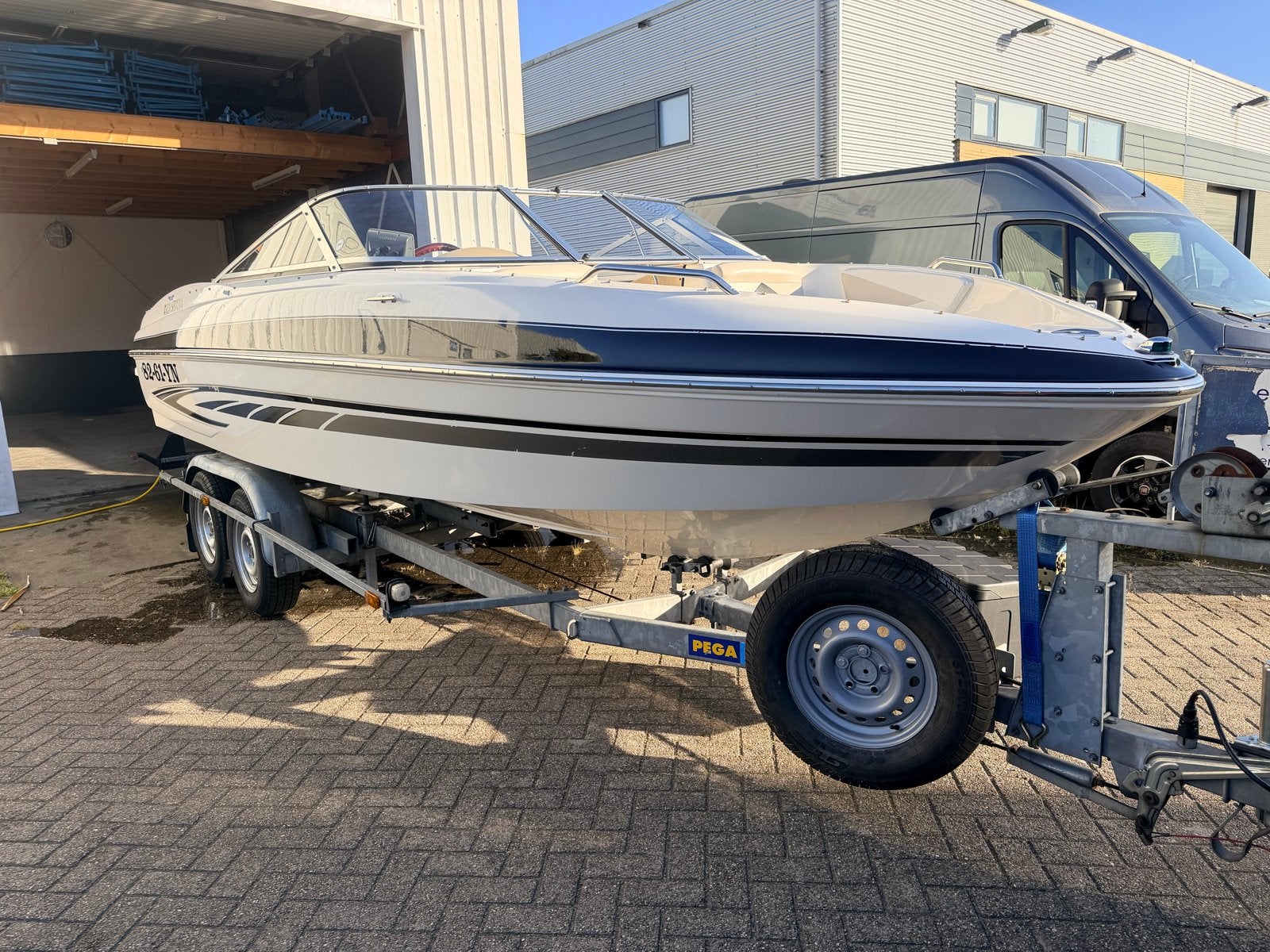 Glastron 205 GT 2008 - Goed onderhouden - Zonder trailer, Gebruikt, Binnenboordmotor, 6 m, Polyester