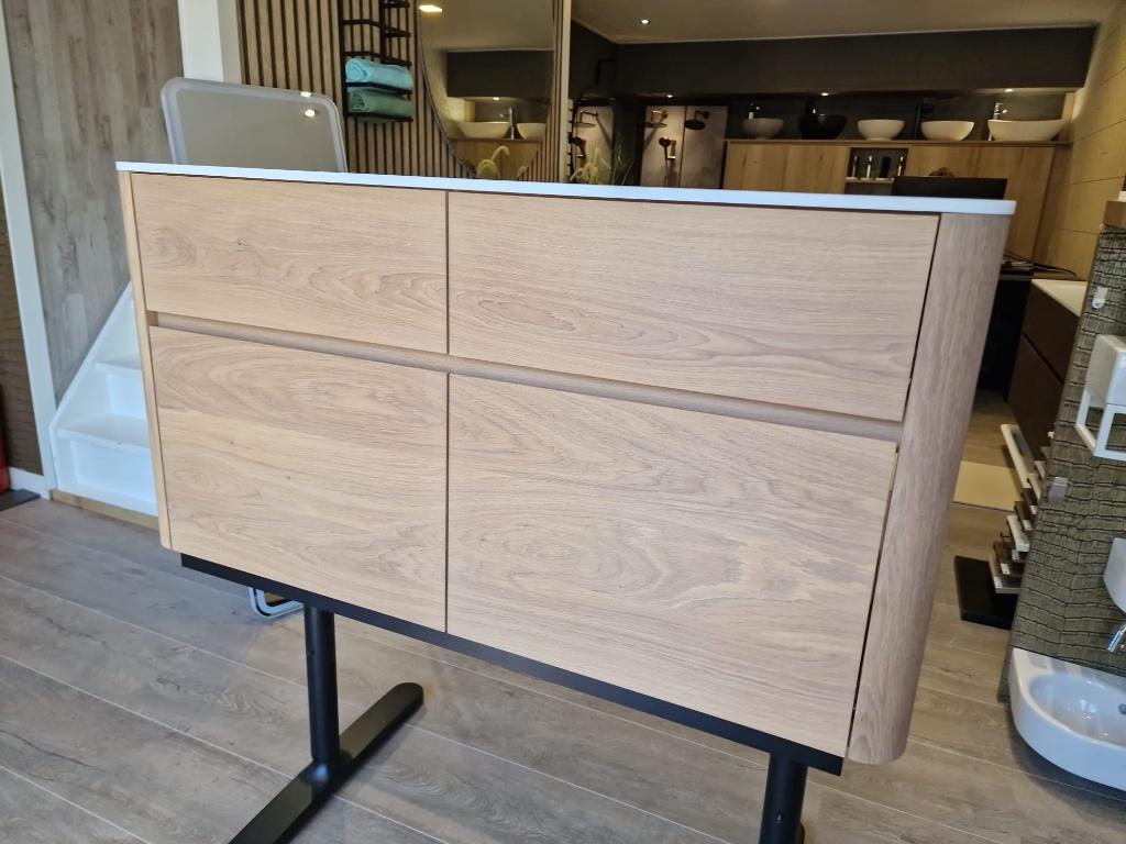 Foto 6 van Son 120cm Massief Eiken Houten Badmeubel wastafel ronde hoek