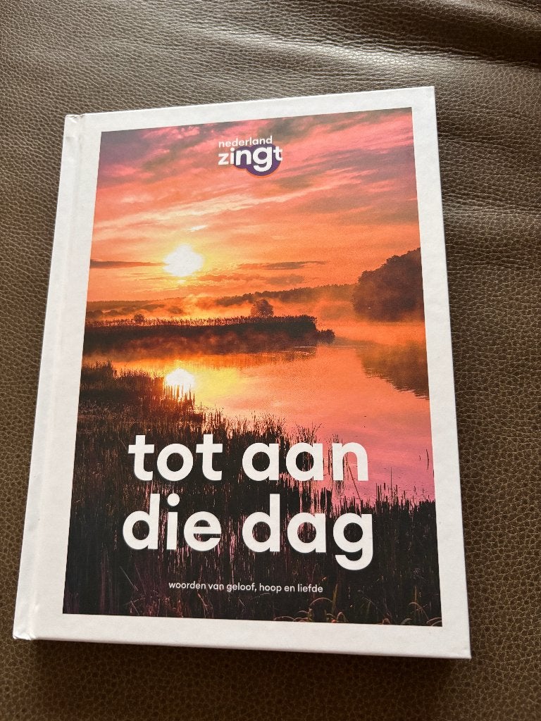Tot aan die dag - Nederland Zingt - Woorden van hoop, Nieuw, Diverse auteurs, Ophalen of Verzenden, Christendom | Katholiek