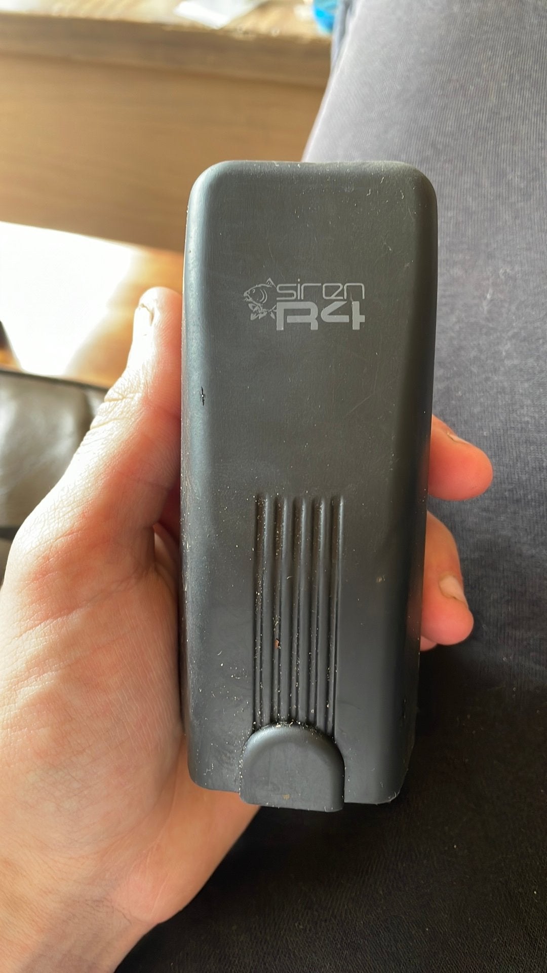 Nash siren r4 hoesje, Ophalen of Verzenden, Zo goed als nieuw