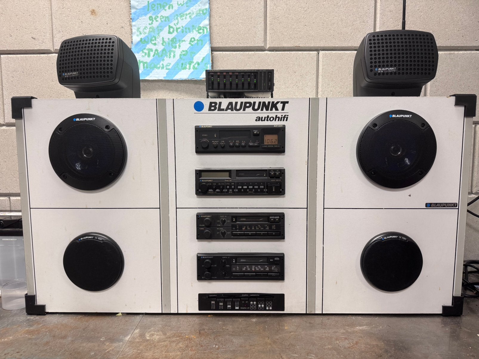 Blaupunkt Radio Demonstratiekast / Displaykast –hobbyproject, Auto diversen, Ophalen of Verzenden, Gebruikt