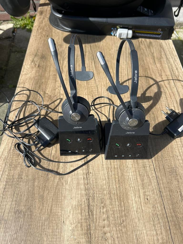 Jabra Engage Headsets - 2 stuks met laadstation, Computers en Software, Headsets, Gebruikt, Ophalen