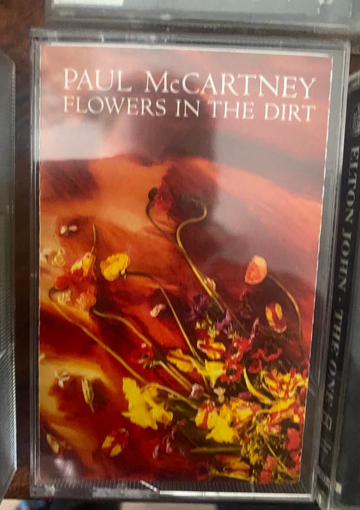 Paul McCartney cassette flowers in the dirt, Ophalen of Verzenden, Zo goed als nieuw, Pop, 1 bandje