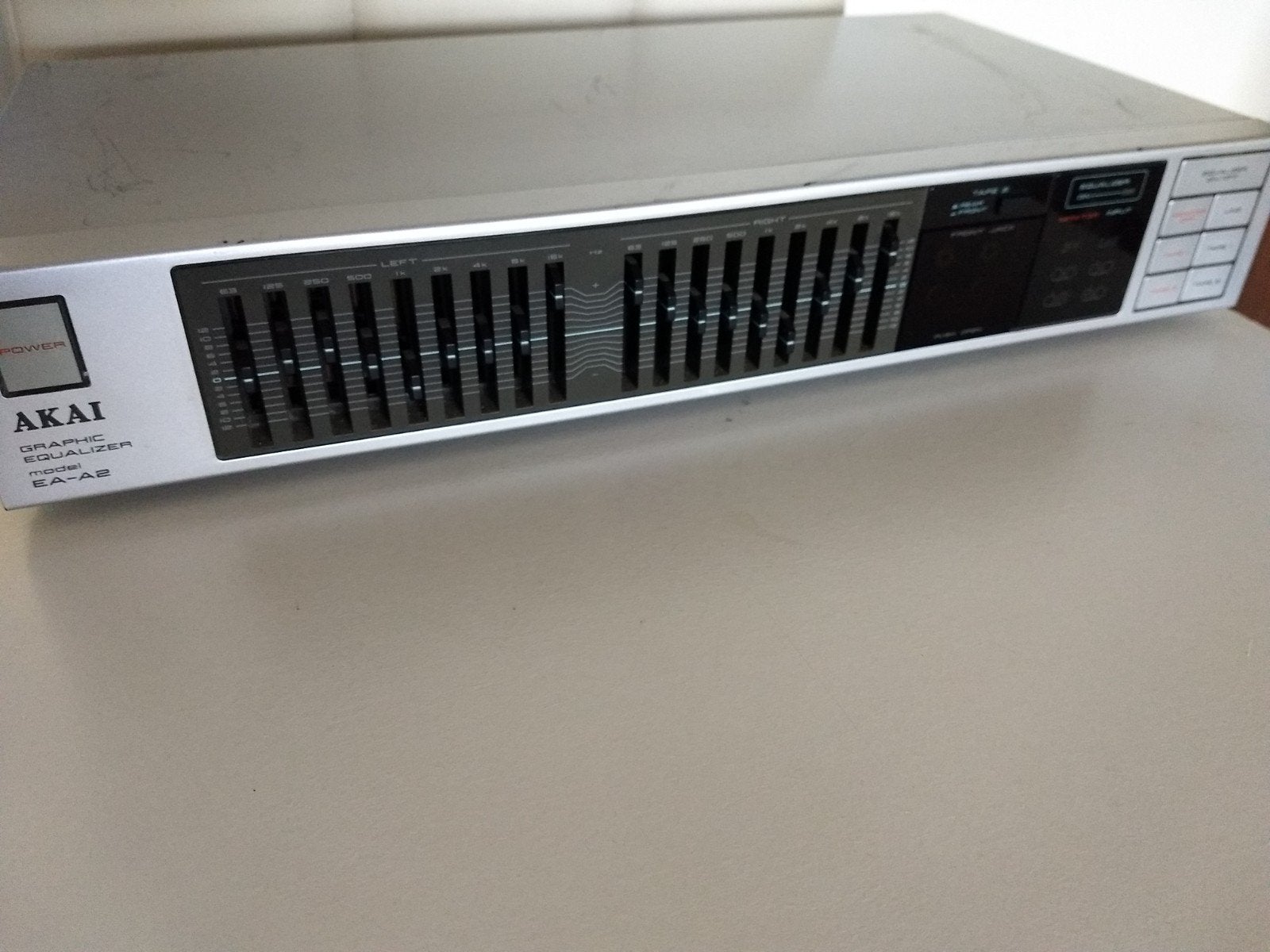 goede Akai Equalizer EA-A2, Ophalen, Gebruikt