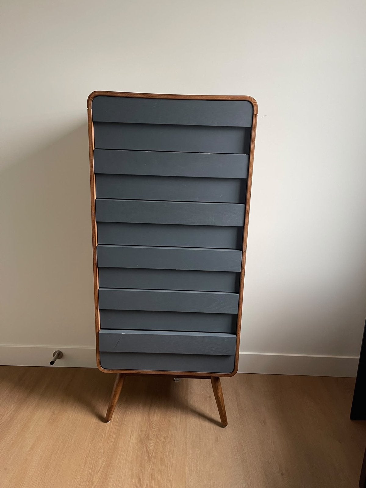 Houten ladekast met 8 laden - Grijs en Hout, Gebruikt, 5 laden of meer, 150 tot 200 cm, 25 tot 50 cm