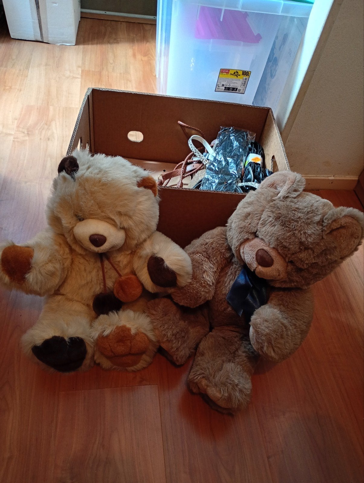 2 mooie Beren te koop, Verzamelen, Beren en Cherished Teddies, Ophalen, Zo goed als nieuw, Stoffen beer, Overige merken