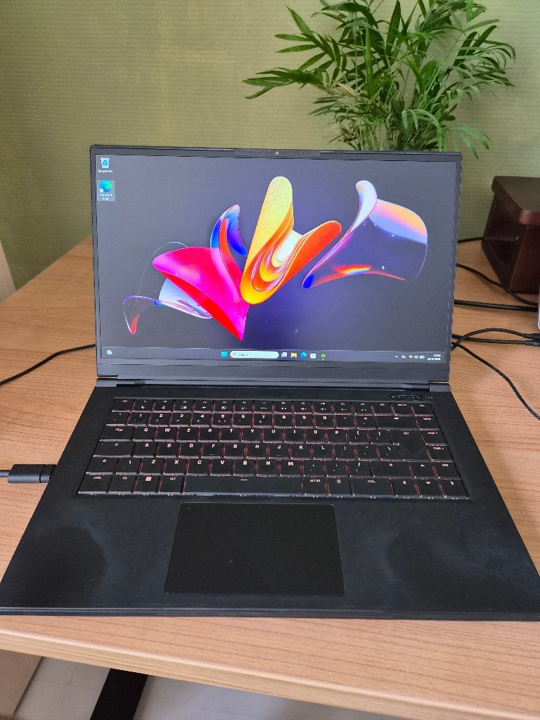 XMG Fusion 15 Gaming Laptop i7 GTX 1660 Ti 16GB RAM 2TB SSD, Ophalen, Gebruikt, 2 tot 3 Ghz, 2 TB