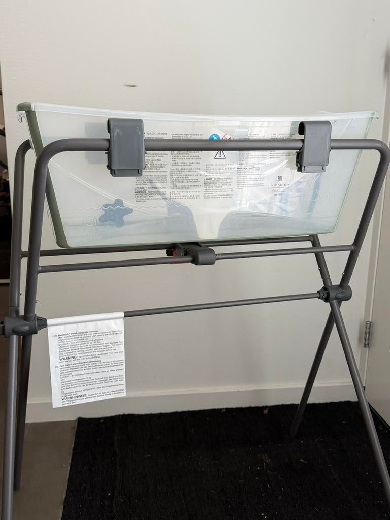 Stokke Flexi Bath, newborn support + standaard, Kinderen en Baby's, Badjes en Verzorging, Zo goed als nieuw, Badje, Standaard