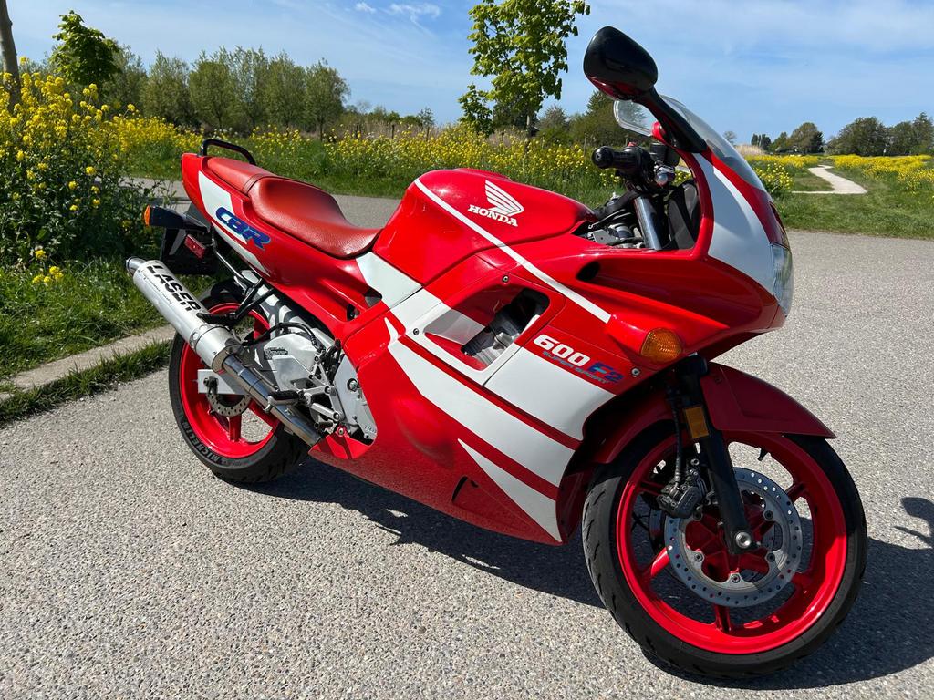 HONDA CBR 600F2 SUPER SPORT, 4 cilinders, Motorrijbewijs A, Gebruikt, Super Sport