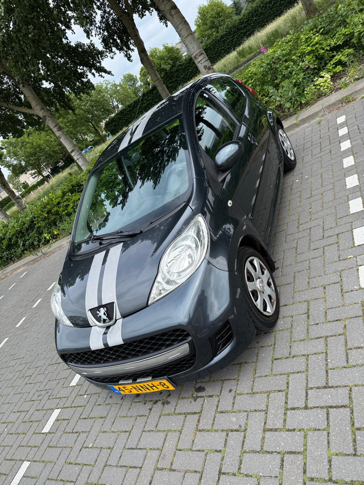 Peugeot 107 1.0 12V 5DR 2010 Grijs, Auto's, Peugeot, Voorwielaandrijving, 4 stoelen, 68 pk, Origineel Nederlands