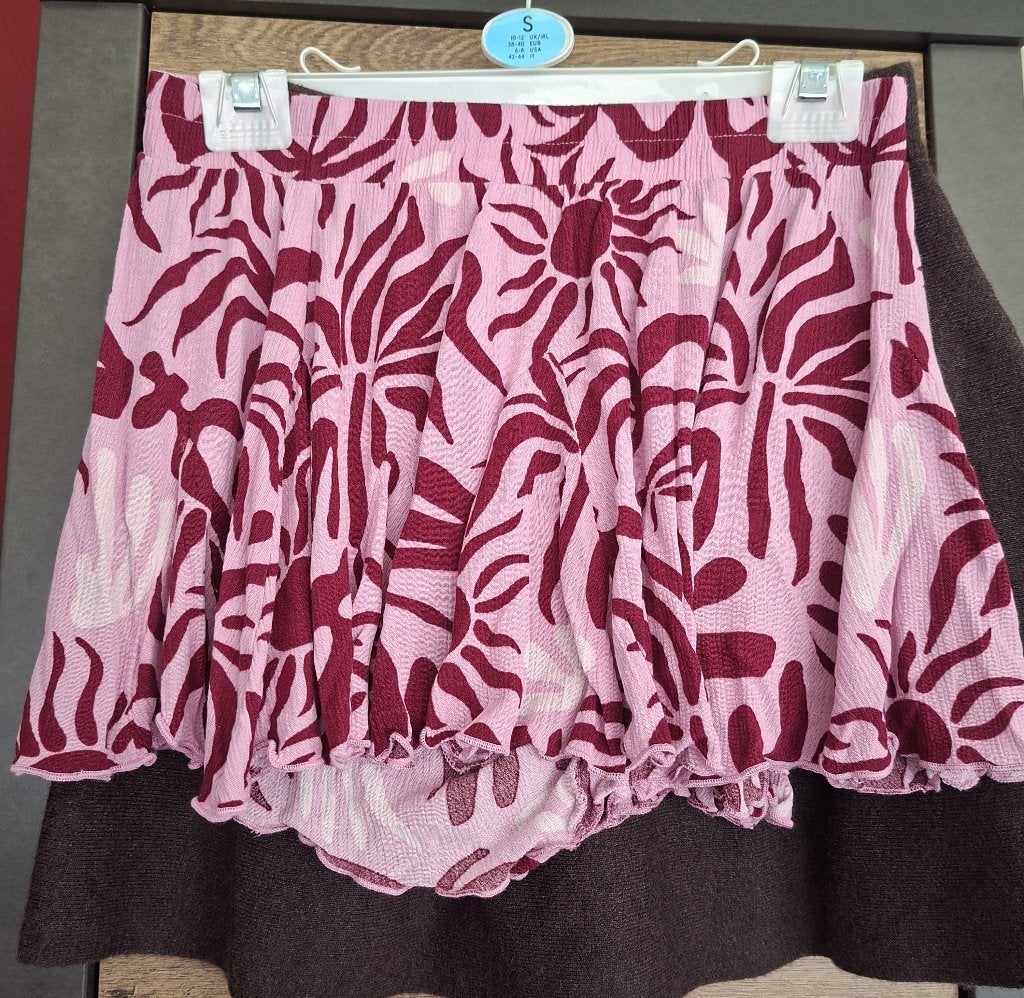 Dames broek - maat XS - roze, paars, wit, Kleding | Dames, Kort, Ophalen of Verzenden, Roze, Maat 34 (XS) of kleiner