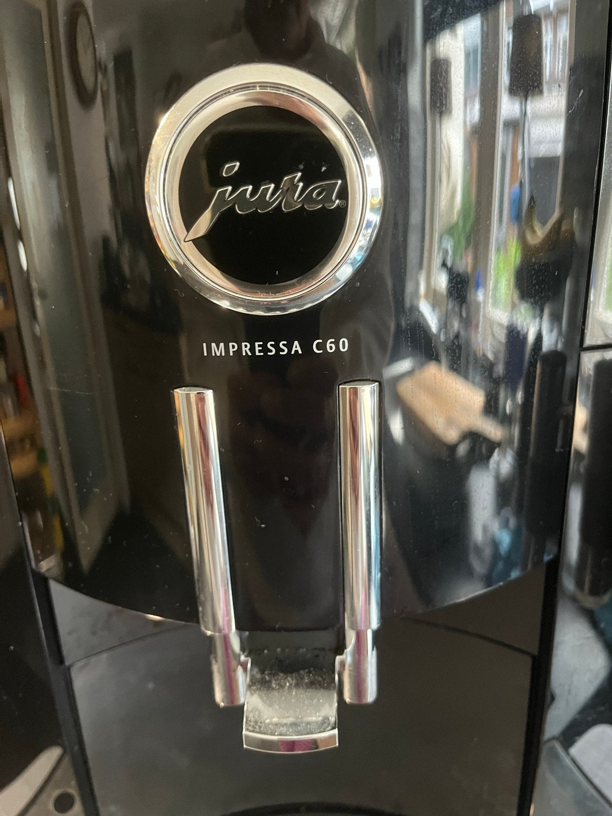 Foto 3 van Jura Impressa C60 Koffiemachine met Melkfunctie