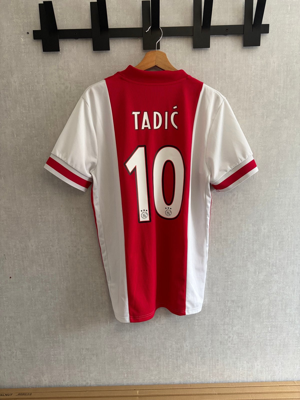 Ajax Thuisshirt Tadić 10 - Maat L, Maat L, Ophalen of Verzenden, Zo goed als nieuw, Shirt