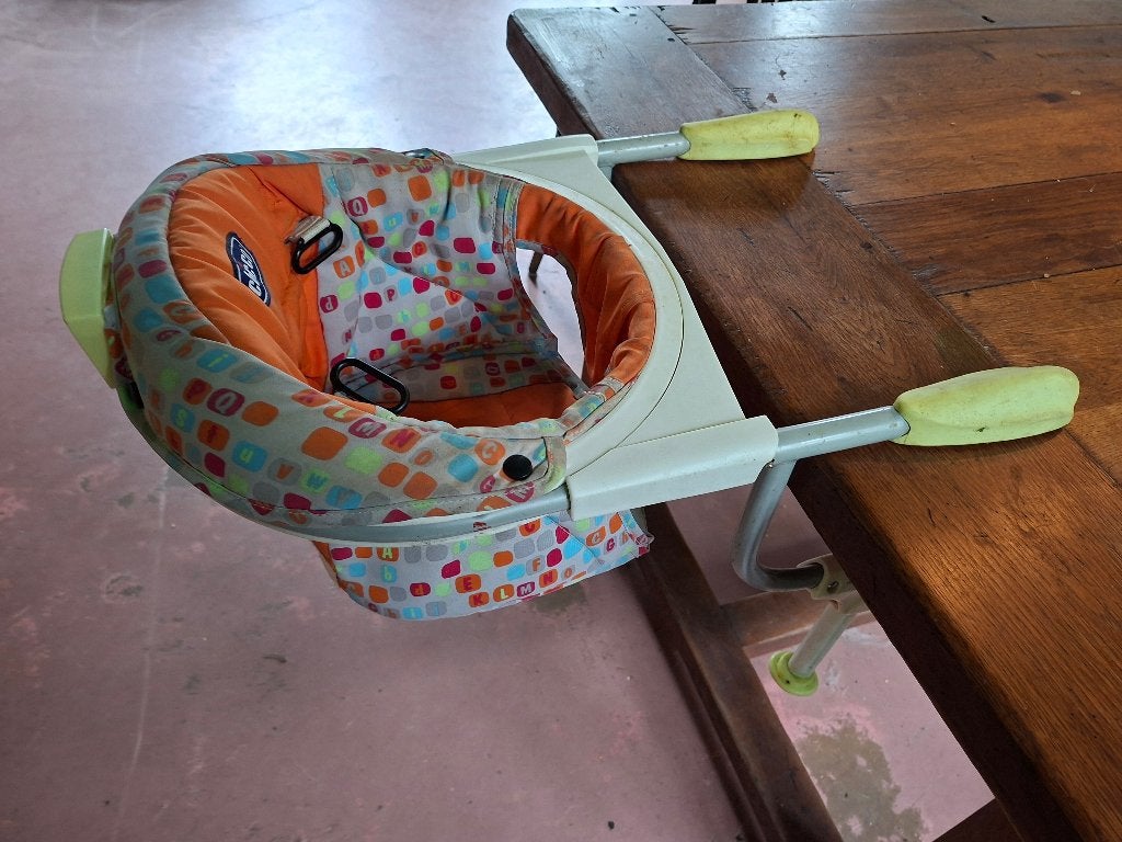 kinder zitje voor aan tafel, Ophalen, Gebruikt, Hangstoel, Aanschuifbaar
