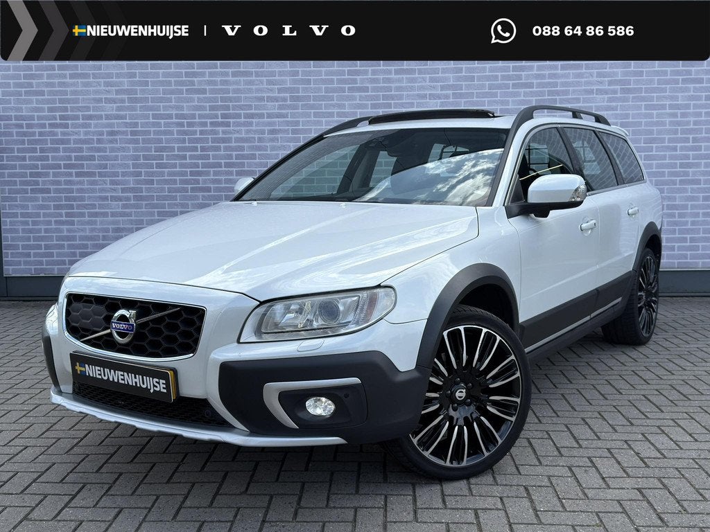 Volvo XC70 2.0 T5 FWD Summum | Trekhaak | Schuifdak | Parkee