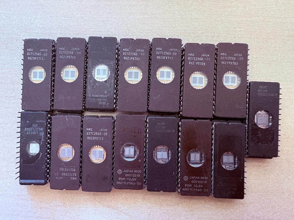 30x 256K EPROM, Ophalen of Verzenden, Gebruikt